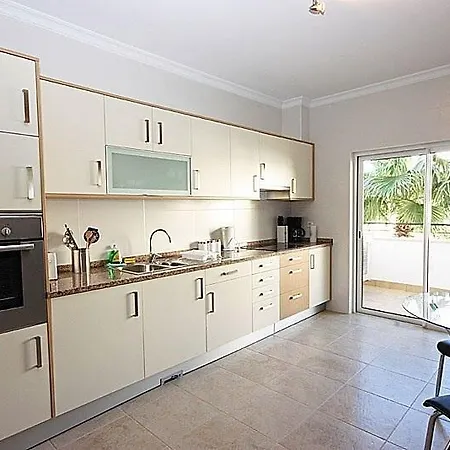 Luxury Near City Center *